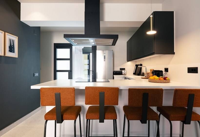 سوییت سوپریور, Porta Suites