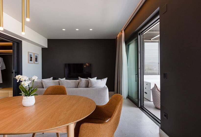 سوئیت پریمیوم با چشم‌انداز دریا, Porta Suites
