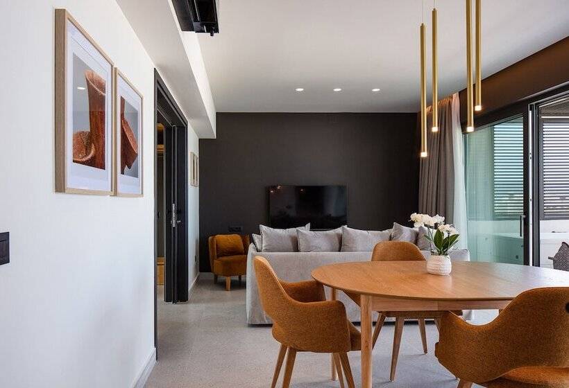 سوئیت پریمیوم با چشم‌انداز دریا, Porta Suites