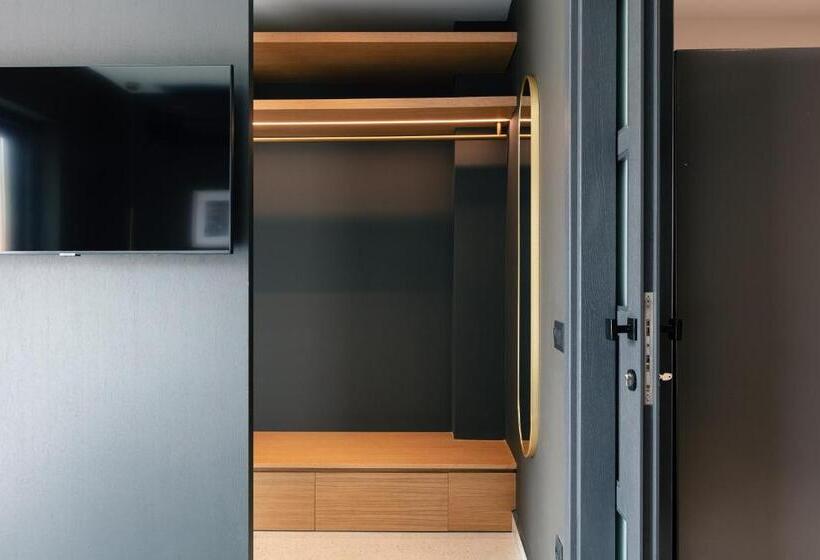 سوییت سوپریور, Porta Suites