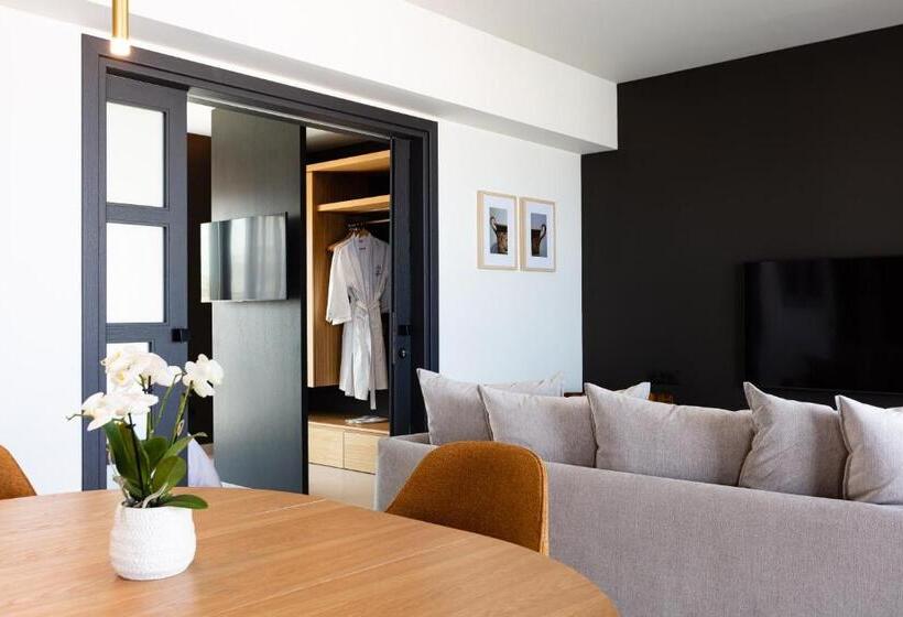 سوئیت پریمیوم با چشم‌انداز دریا, Porta Suites