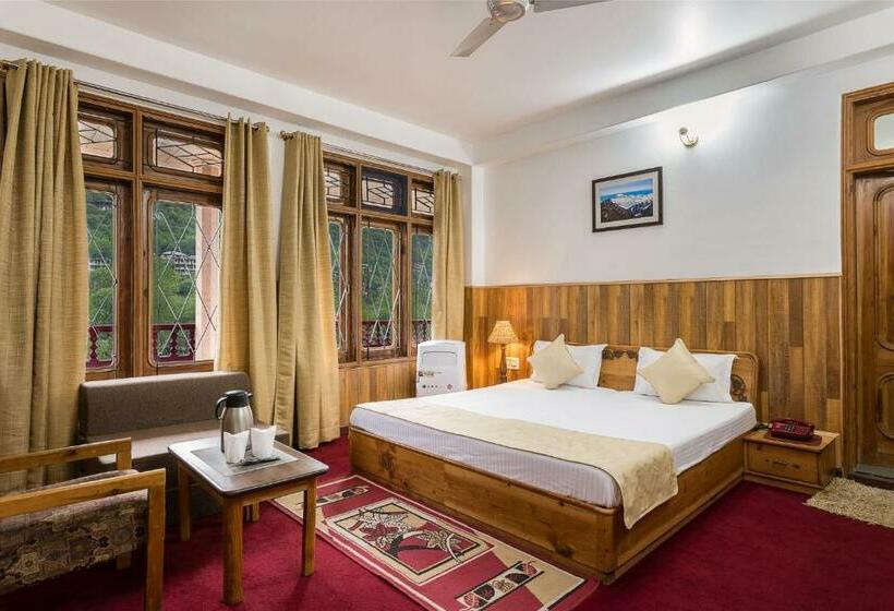 디럭스 룸 킹사이즈 침대, Kullu Valley