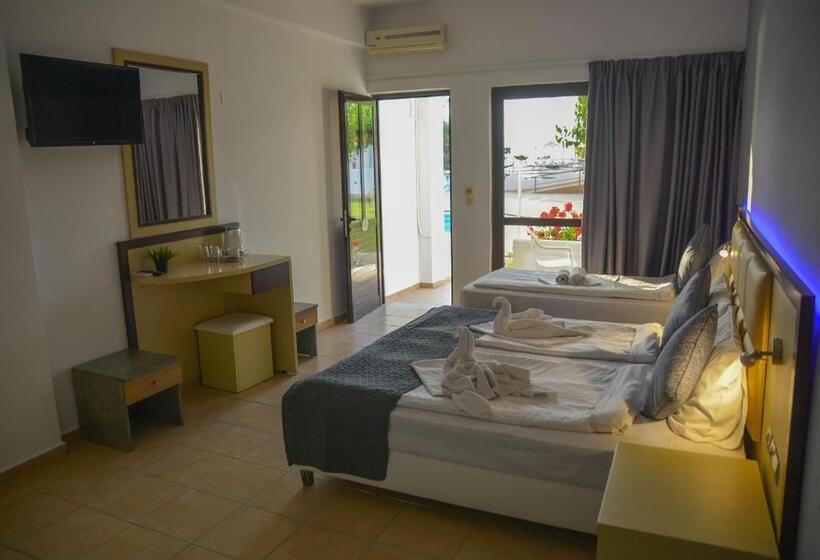 Четырехместный Номер Superior, Adele Resort