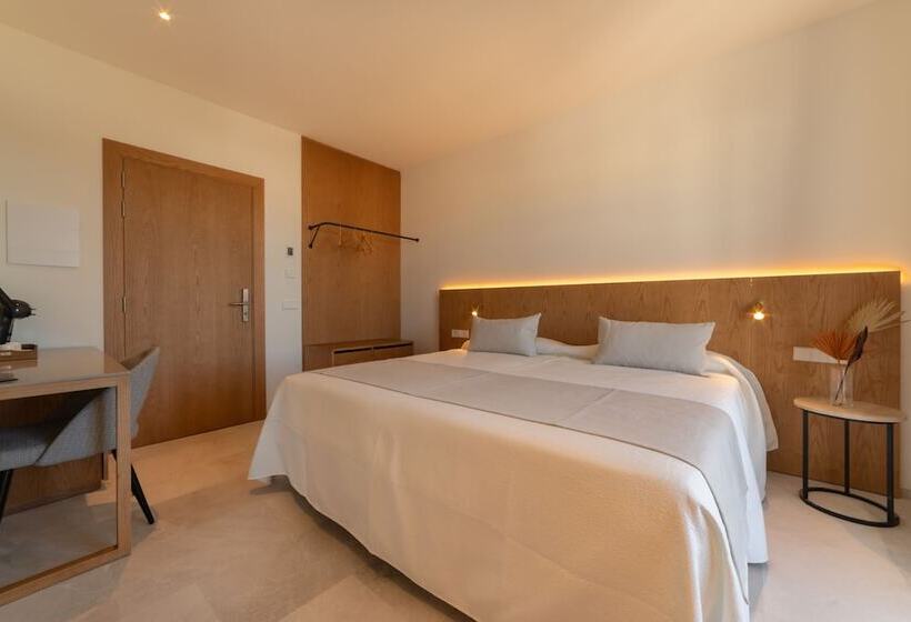 Номер Стандарт с Балконом, Nema Boutique Hotel & Spa