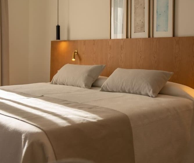 Полулюкс, Nema Boutique Hotel & Spa