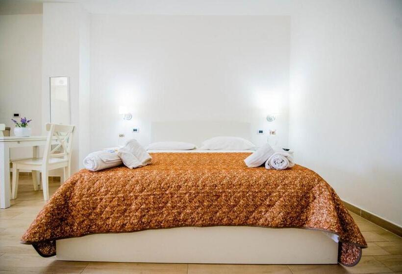 اتاق لوکس چهار تخته, Residence O Sole Mio Pompei