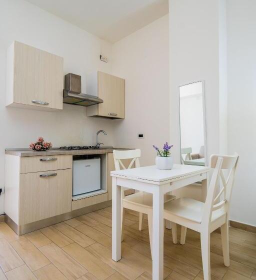 اتاق لوکس چهار تخته, Residence O Sole Mio Pompei