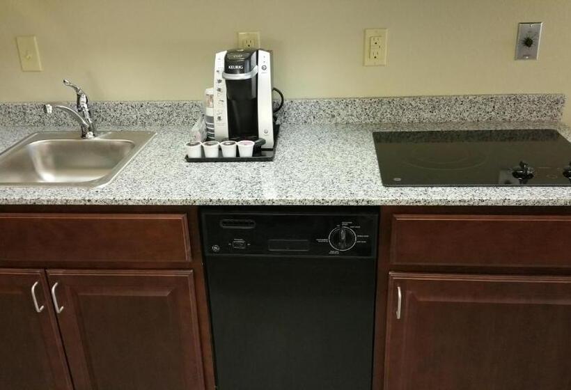 Люкс Кровать Кинг, Best Western Plus Boardman Inn & Suites