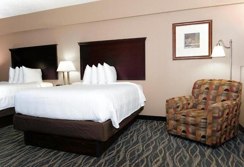 Люкс Семейный 2 Спальни, Cobblestone Inn & Suites   Denison | Majestic Hills