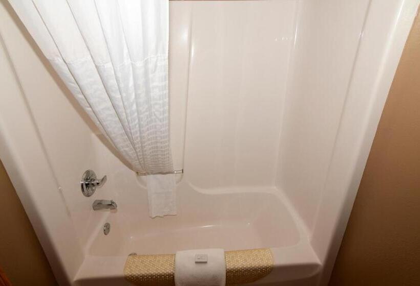 Люкс, Cobblestone Inn & Suites   Denison | Majestic Hills