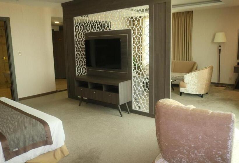 이그제큐티브 스위트, Muong Thanh Luxury Can Tho