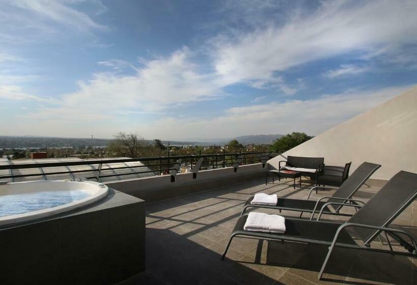 Люкс, Pinares Panorama Suites & Spa