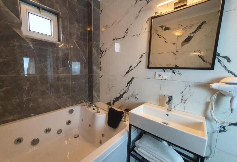 اتاق خانوادگی با چشم‌انداز باغ, Sapanca Aqua Wellness Spa