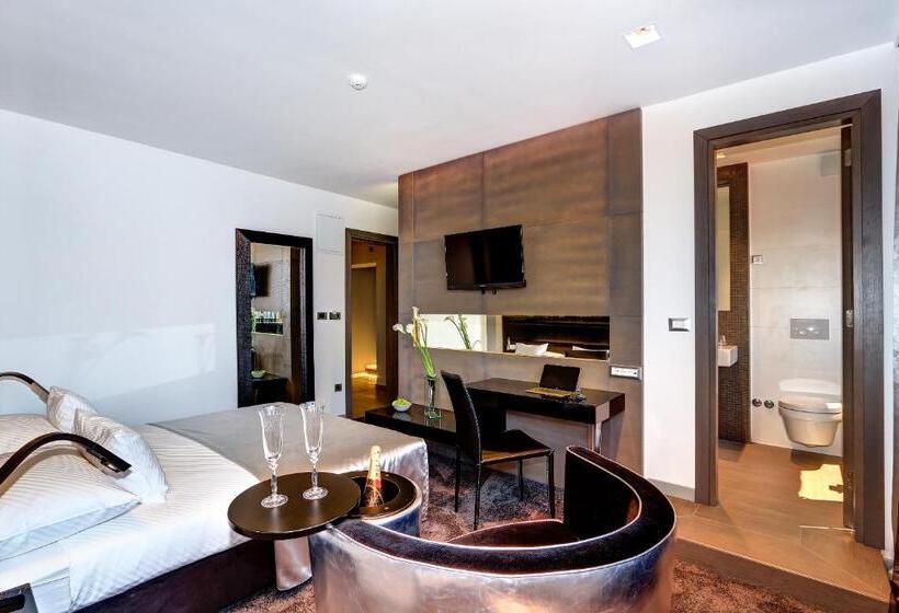Номер Deluxe Вид на Море, The View Luxury Rooms