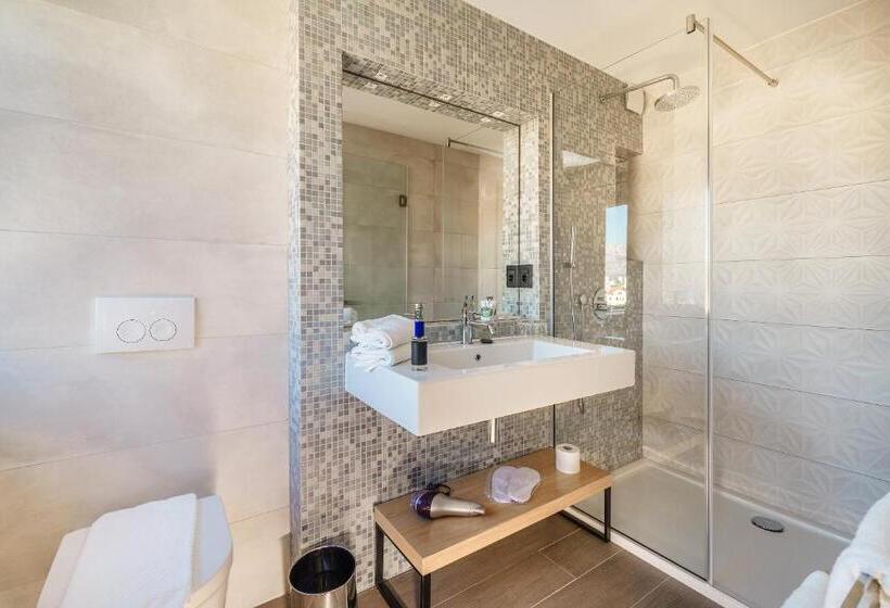 Номер Superior Боковой Вид на Море, The View Luxury Rooms