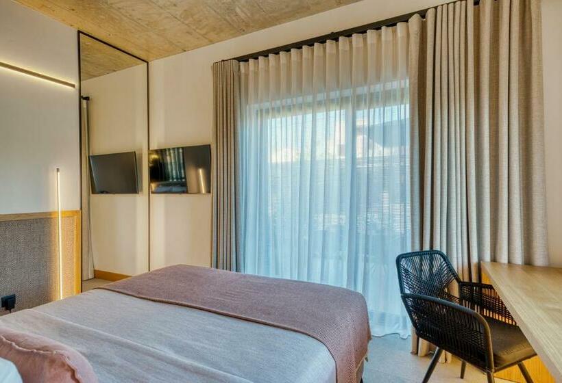 Люкс Вид на Сад, Capital Luxury Suites