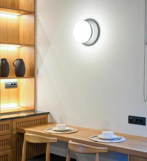 Deluxe люкс с видом, Capital Luxury Suites