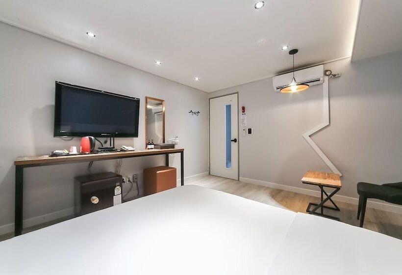 اتاق استاندارد, Tongyeong Hotel Hora