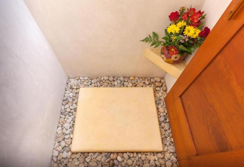スーペリアの４人部屋, El Pueblito