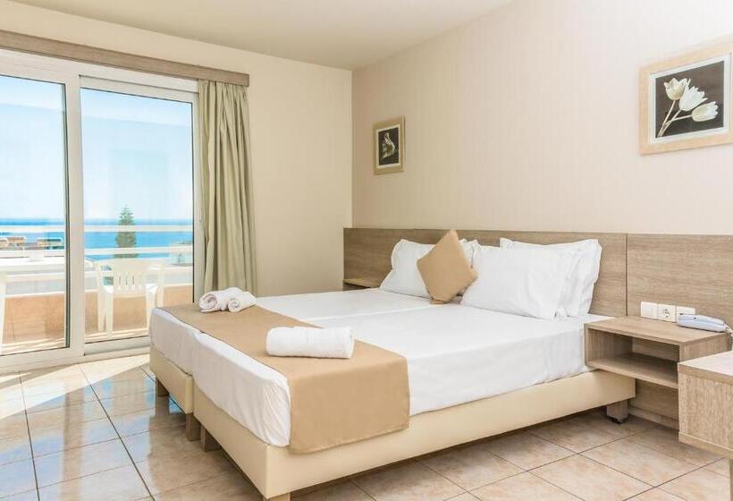 اتاق استاندارد با چشم‌انداز دریا, Porto Greco Village Beach