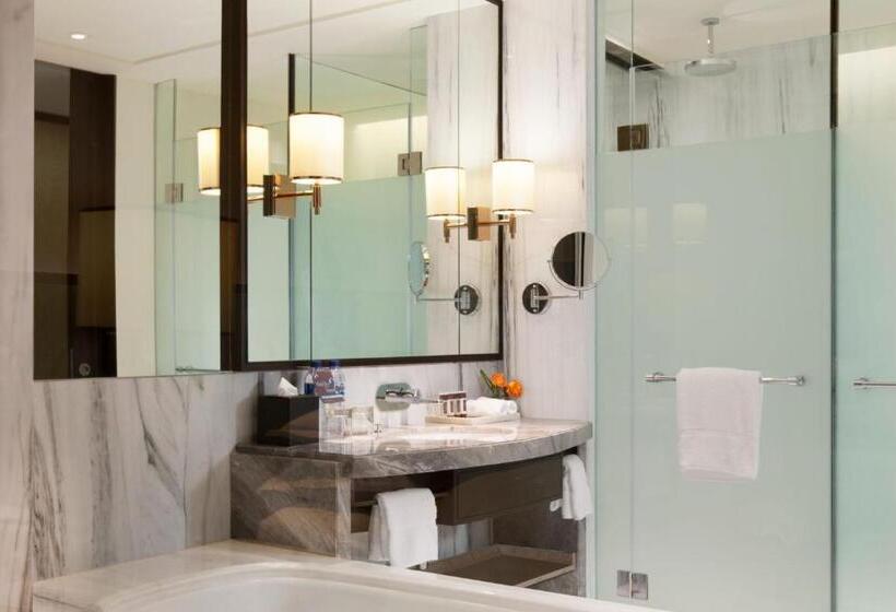 Стандартный Номер Кровать Кинг, Sheraton Grand Jakarta Gandaria City
