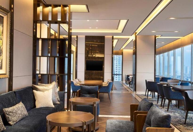 Номер Клуб, Sheraton Grand Jakarta Gandaria City
