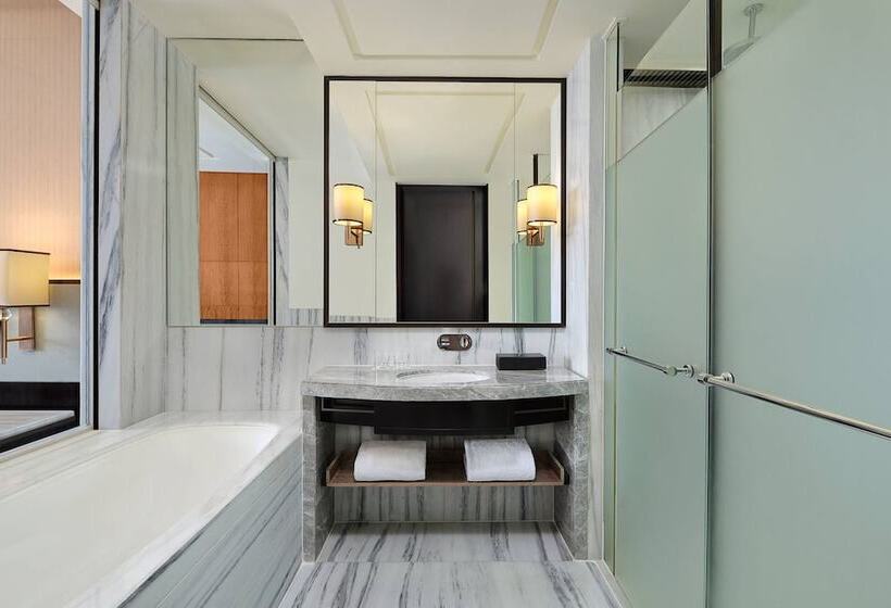 Номер Стандарт 2 Двуспальные Кровати, Sheraton Grand Jakarta Gandaria City