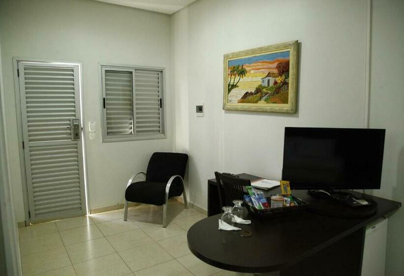 Трехместный Номер Deluxe, Porto Center