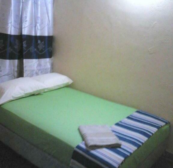 اتاق استاندارد, Nueva Alborada Lodging House