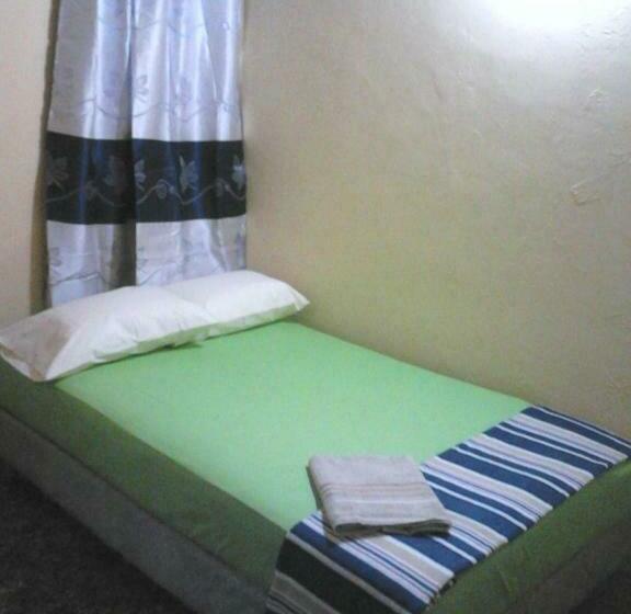 اتاق استاندارد, Nueva Alborada Lodging House