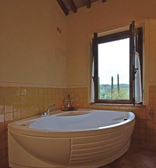 آپارتمان 3 خوابه, Agriturismo Le Gallozzole