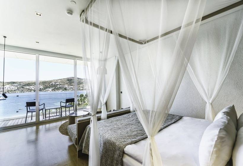 Номер Deluxe Вид на Море, Cape Bodrum Luxury Hotel & Beach
