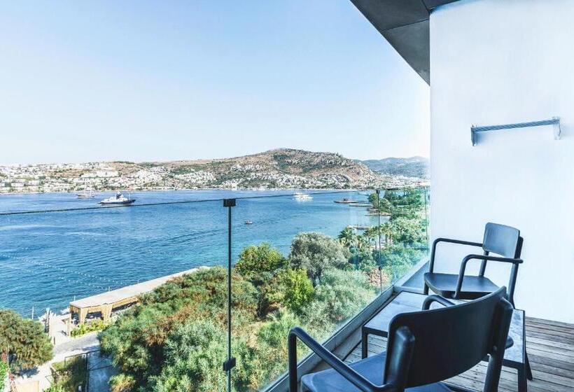 Номер Deluxe Вид на Море с Балконом, Cape Bodrum Luxury Hotel & Beach