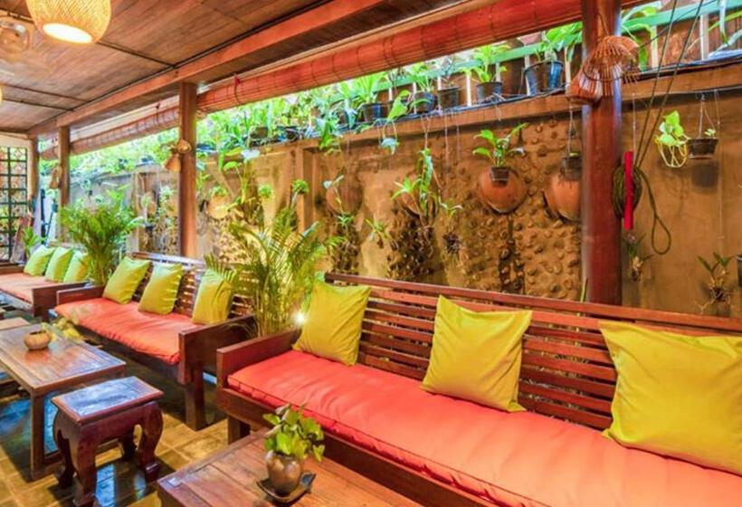 Family Suite, Maison Model D Angkor