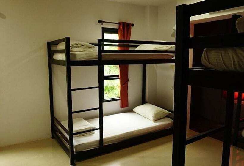 共同バス付シェアルーム, M Hostel Lanta