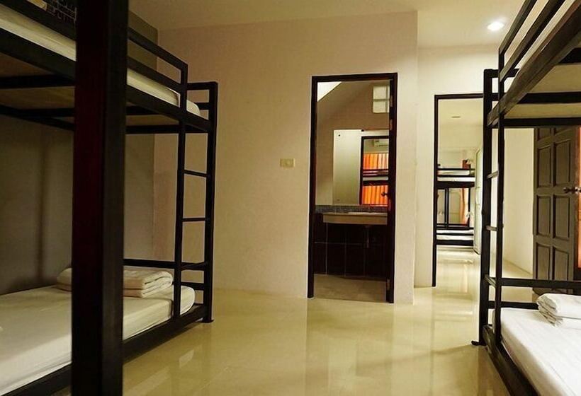 共同バス付シェアルーム, M Hostel Lanta