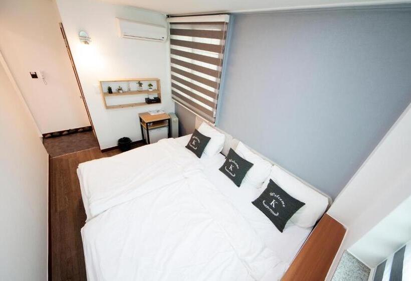 Quarto Triplo Estandar, K Guesthouse Dongdaemun
