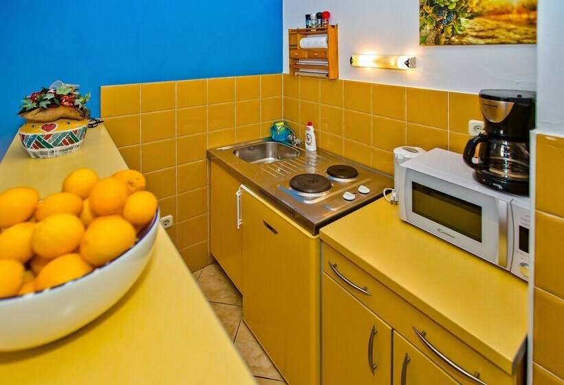 Студио Superior Вид на Море, Villa Softic