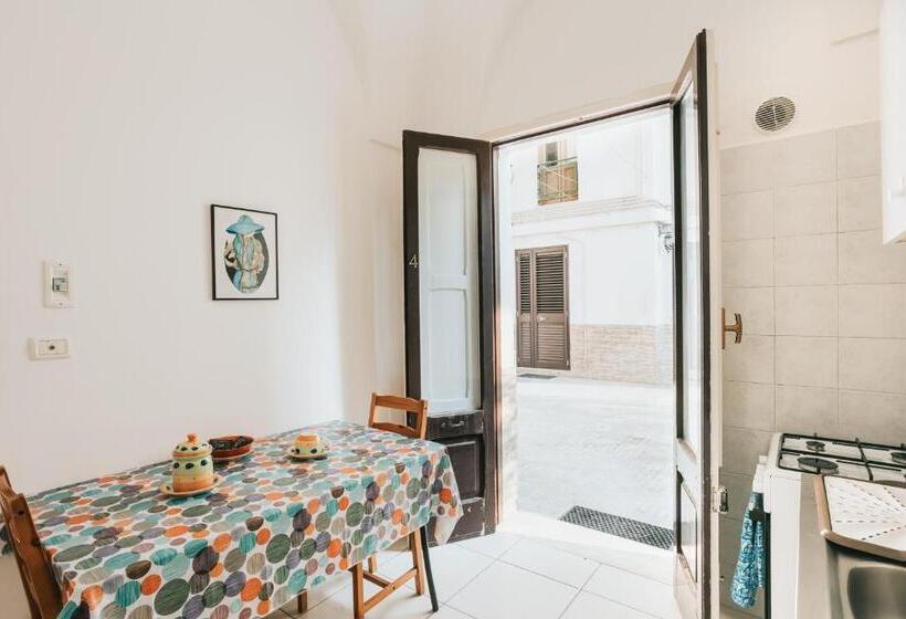 آپارتمان 1 خوابه با چشم‌انداز باغ, B&b Nuovo Reale   Centro Storico