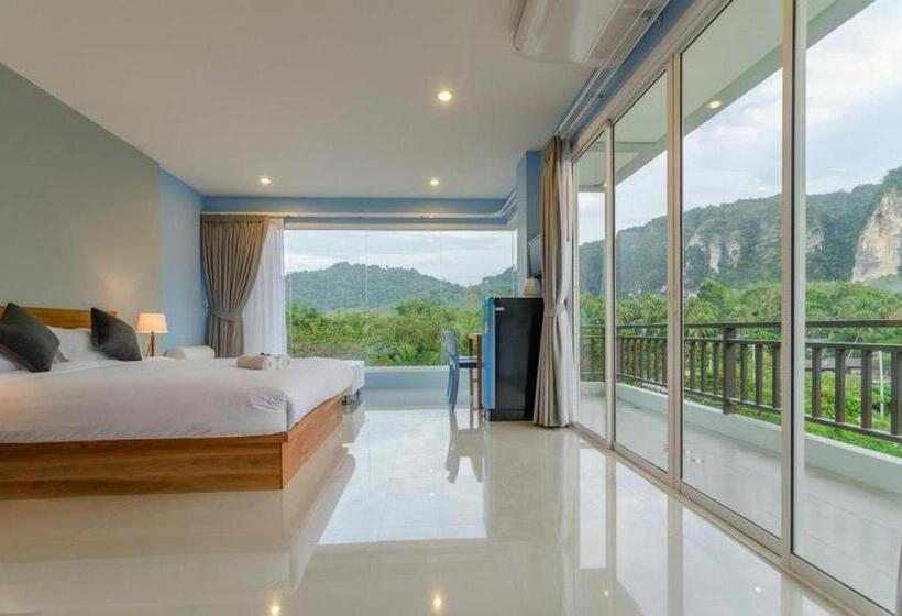 اتاق استاندارد با چشم‌انداز استخر, Ao Nang Miti Resort