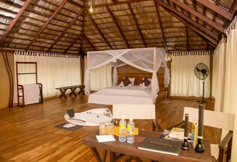 Deluxe Tent, Yala Safari Camping