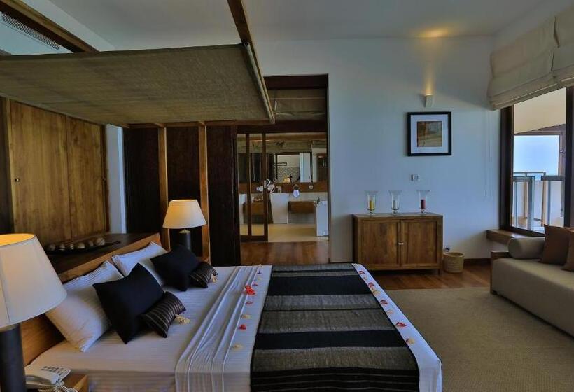Люкс с Бассейном, Pandanus Beach Resort & Spa