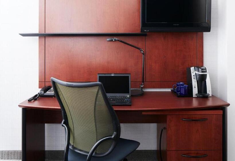 Engelliler için Standart Oda, Central Loop