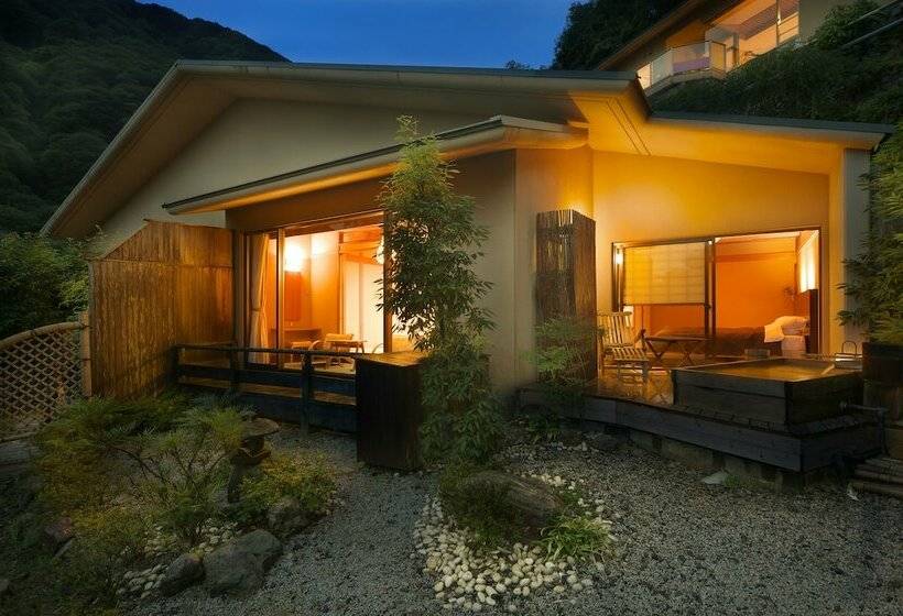 Люкс Классика, Takimotokan Yukinosato