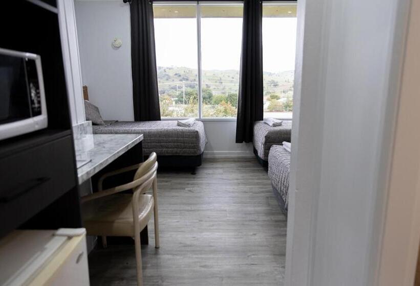 Family Suite, Garden Motor Inn