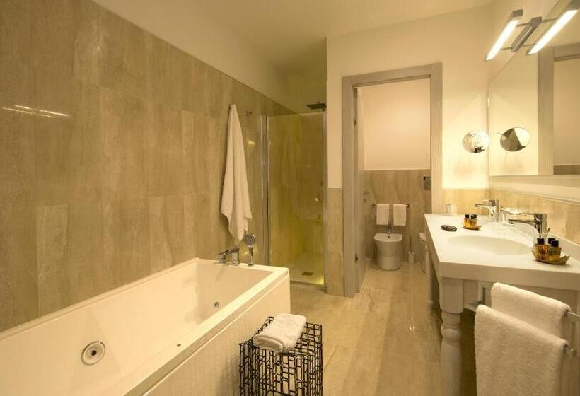 سوئیت با تخت بزرگ, Wellness Spa Hotel Principe Fitalia