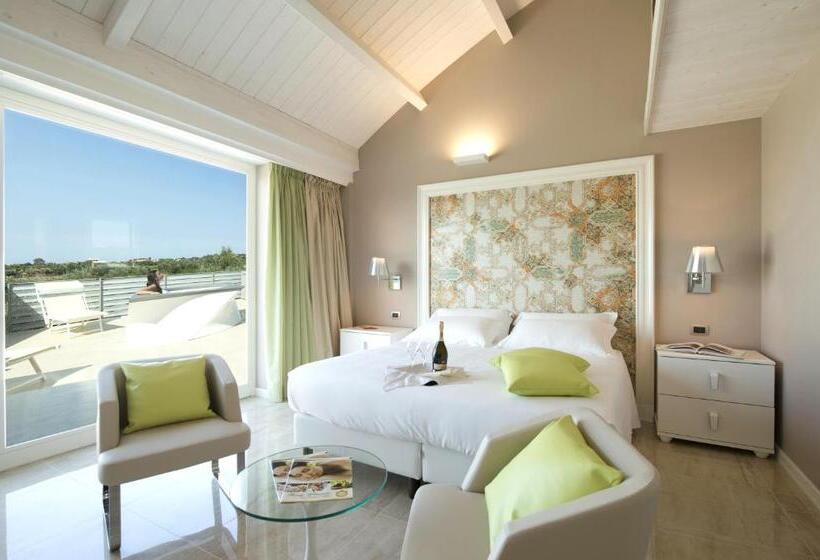 سوئیت با وان آب گرم, Wellness Spa Hotel Principe Fitalia