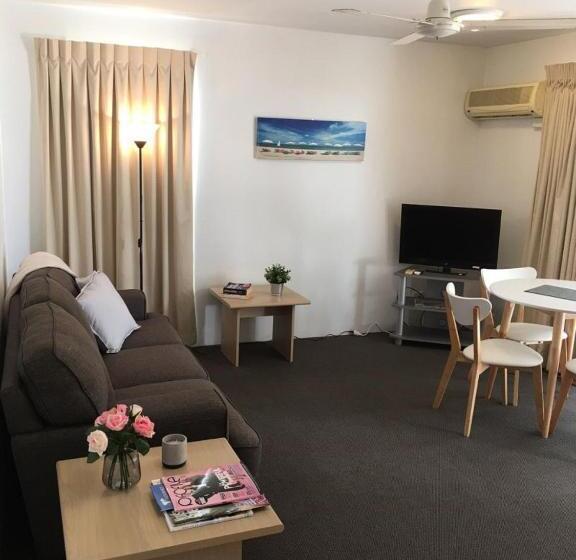 Апартаменты 1 Спальня, Chez Noosa Resort Motel