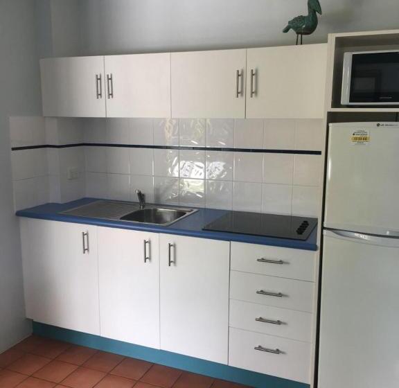 Апартаменты 1 Спальня, Chez Noosa Resort Motel