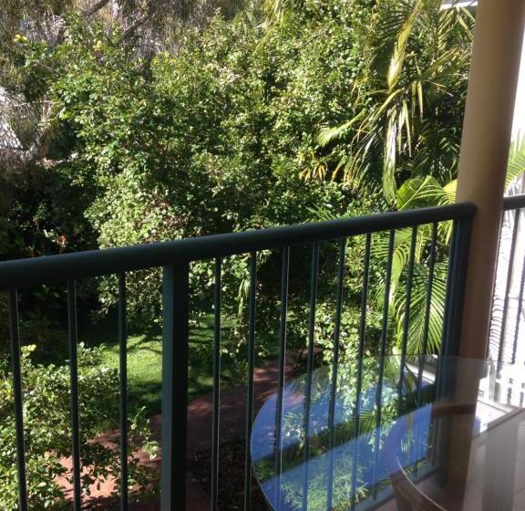 Апартаменты 1 Спальня, Chez Noosa Resort Motel